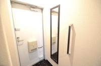 レオネクストイーストタウンヨザ 玄関
