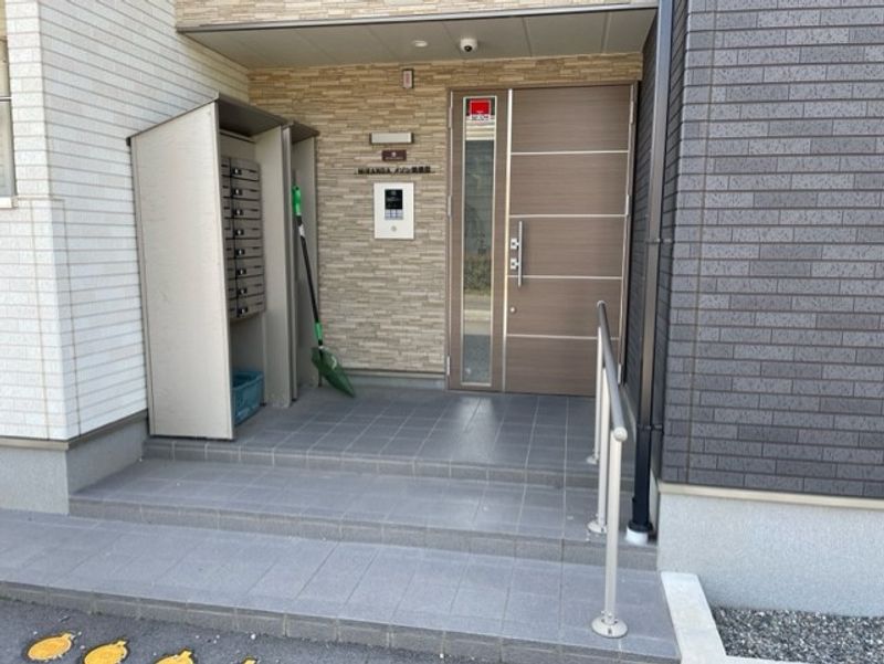 ミランダメゾン桔梗Ⅲ エントランス