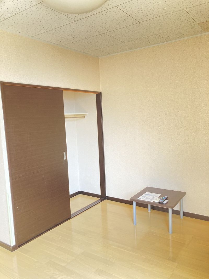 レオネクストブラン　ブルー 居間