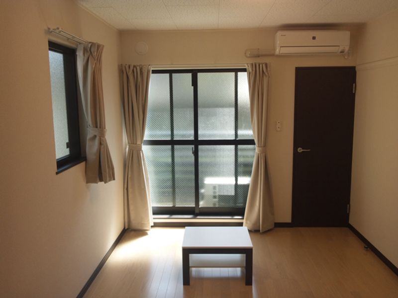 レオネクスト広野 居間