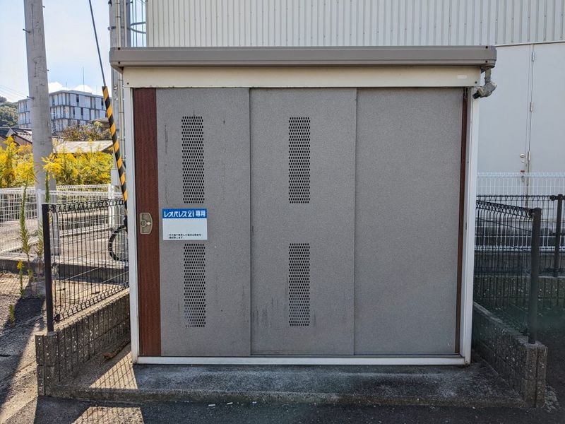 レオパレスエントラレ 共用部分