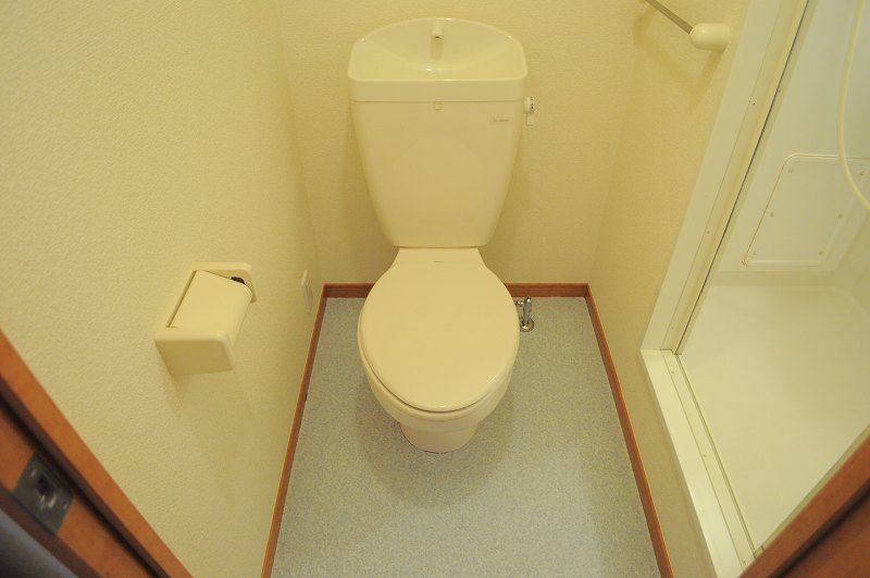 leopalace Tokai Chuo Toilet