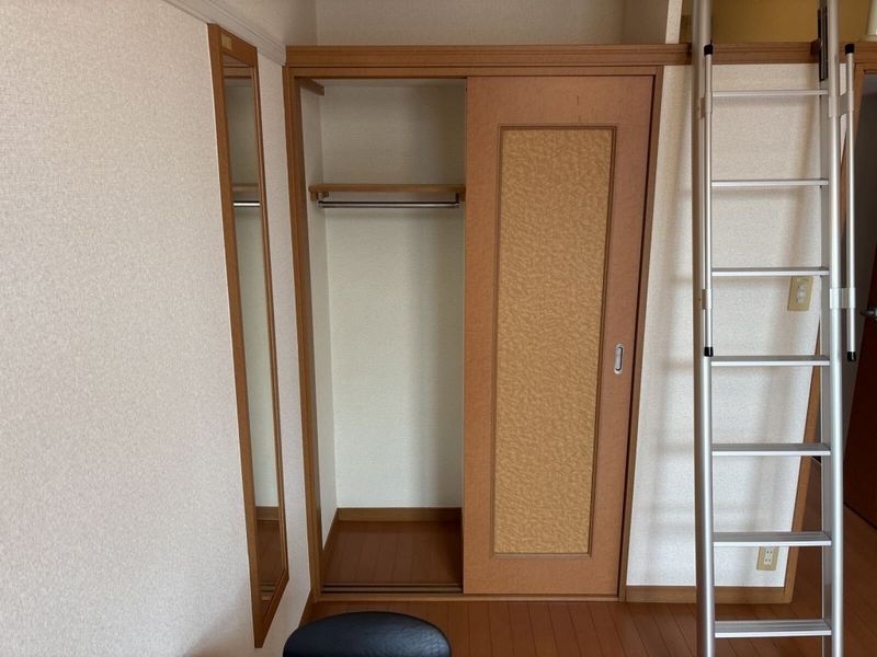 レオパレス藤 収納