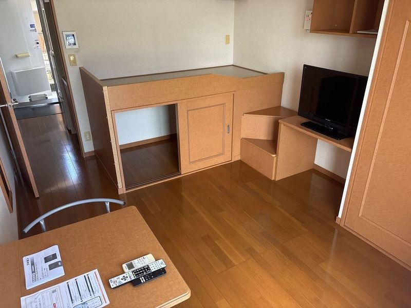レオパレス柚 居間