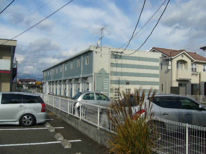 レオパレスセドナ　西福島 外観