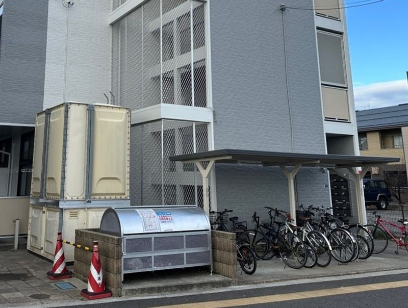 レオパレスホワイト 共用部分