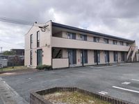 レオパレス八代 外観