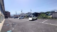 leopalace Paysage Parking lot