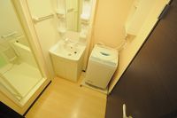 レオネクストＣｈｒｉｓｔａｒ 洗面所