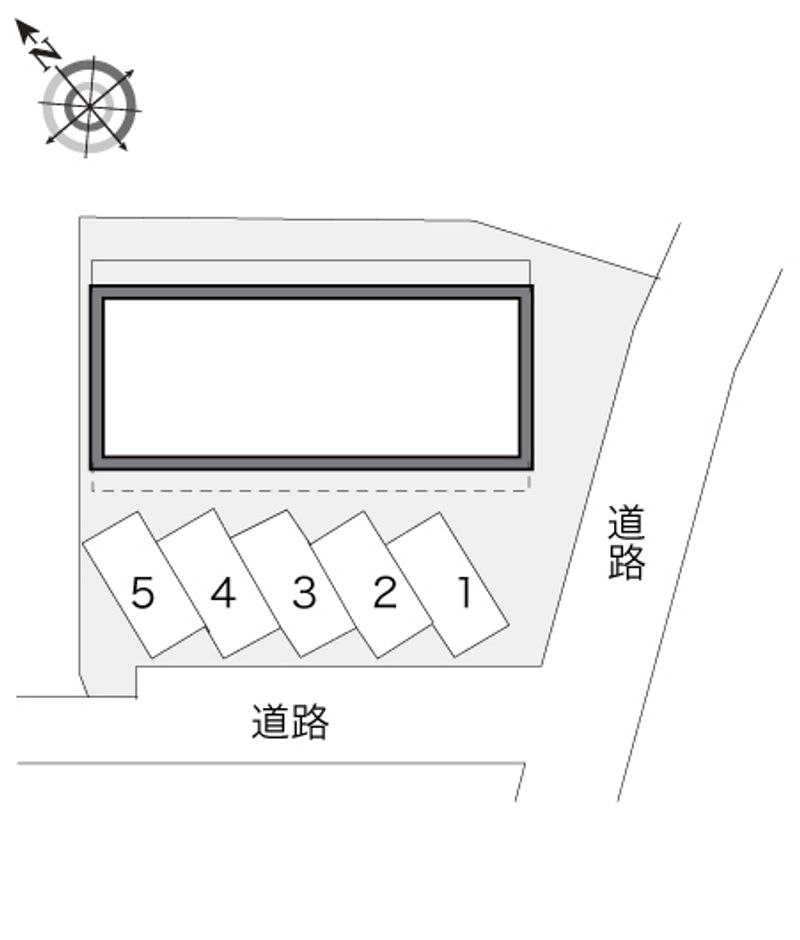 レオパレスセーブル湘南 駐車場