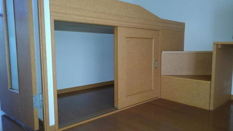 レオパレス古市場２ 寝室