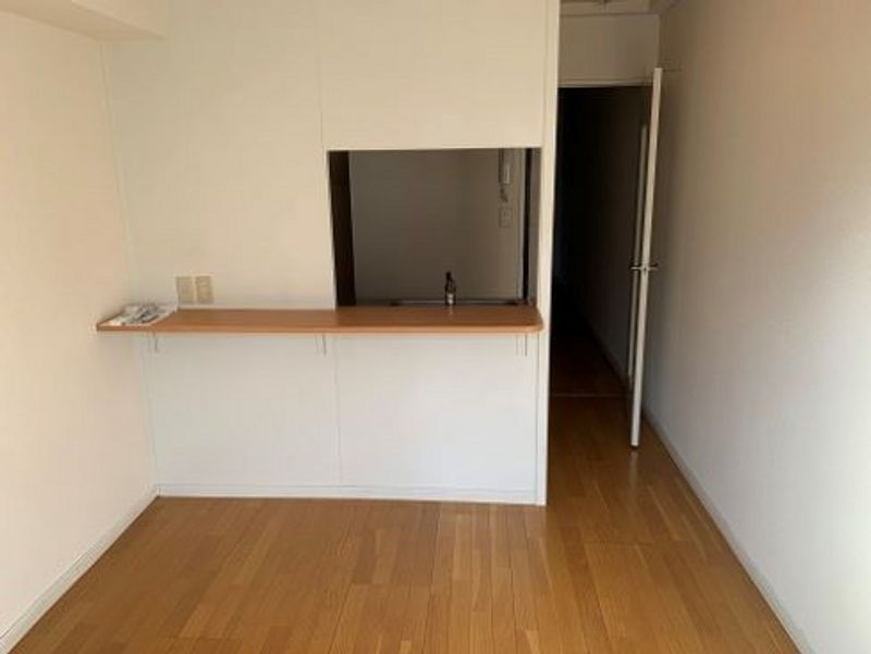 レオパレス吉根 居間