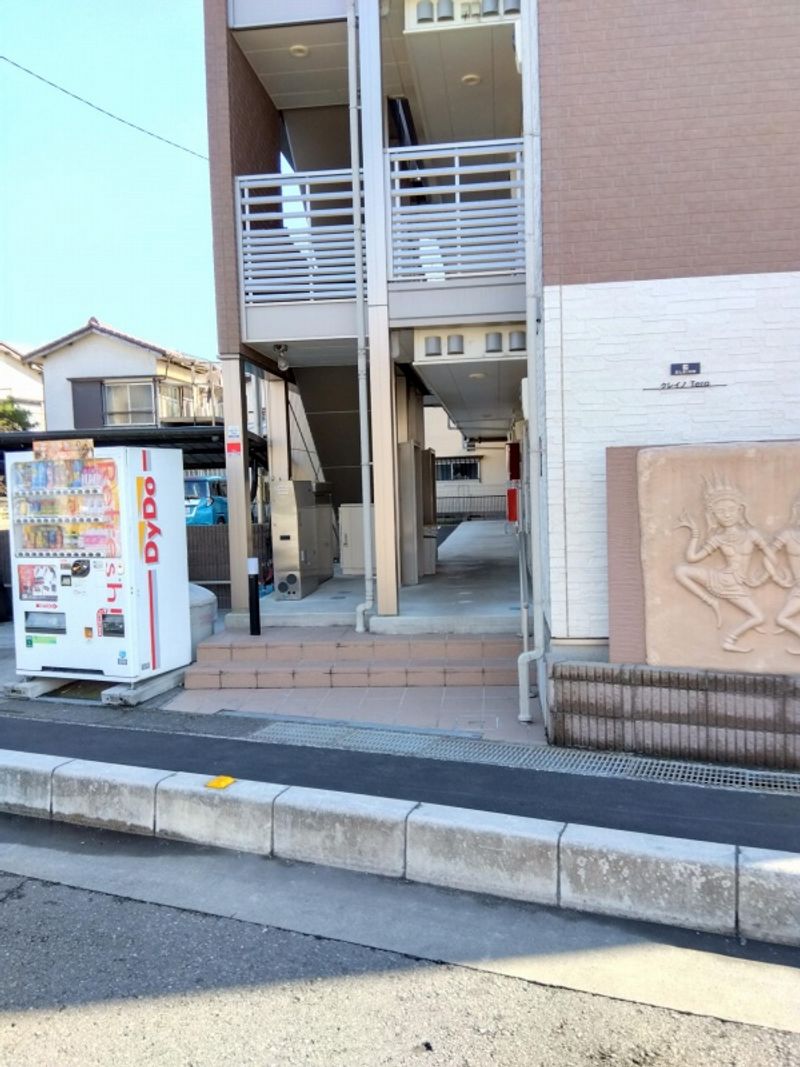 クレイノＴｅｒａ エントランス