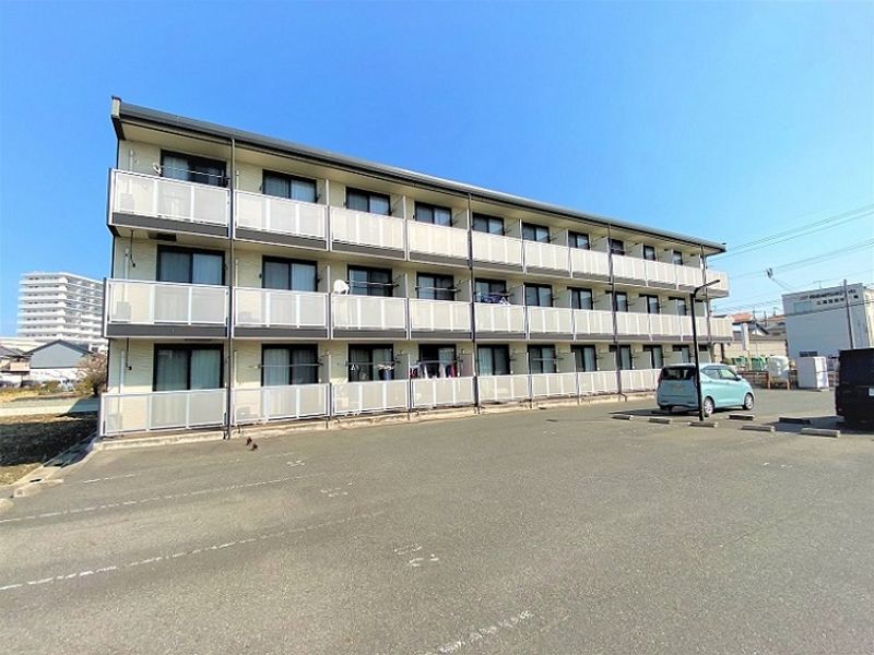 レオパレスＨｉ 外観