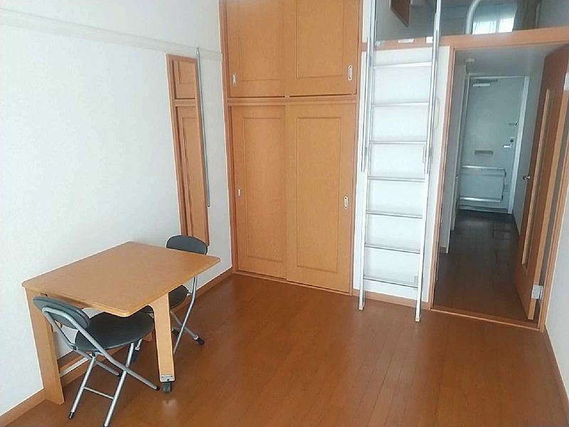 レオパレスエクセル 居間