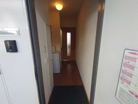 レオパレスサンサーラ 玄関