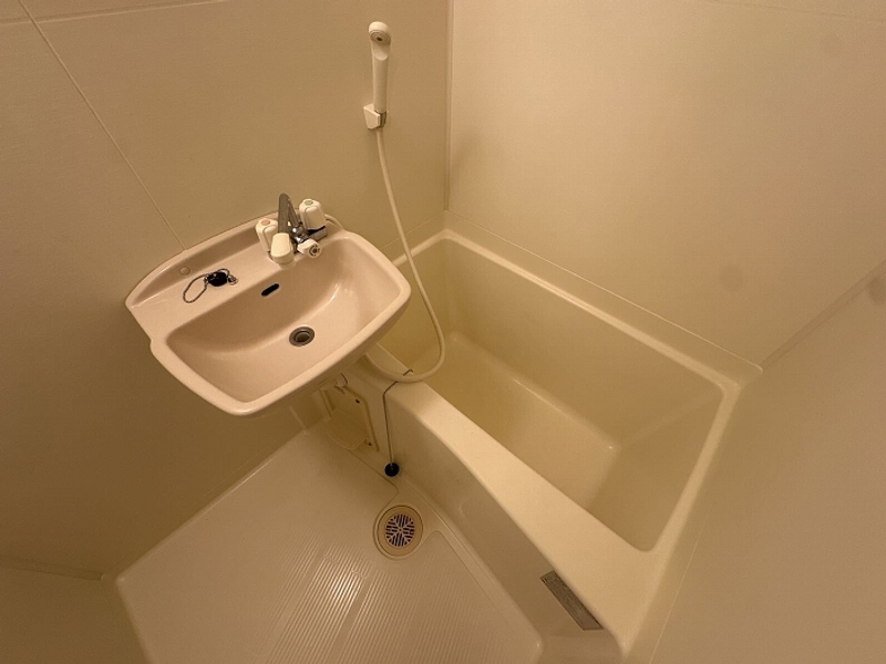 leopalace WAO WAO Bathroom