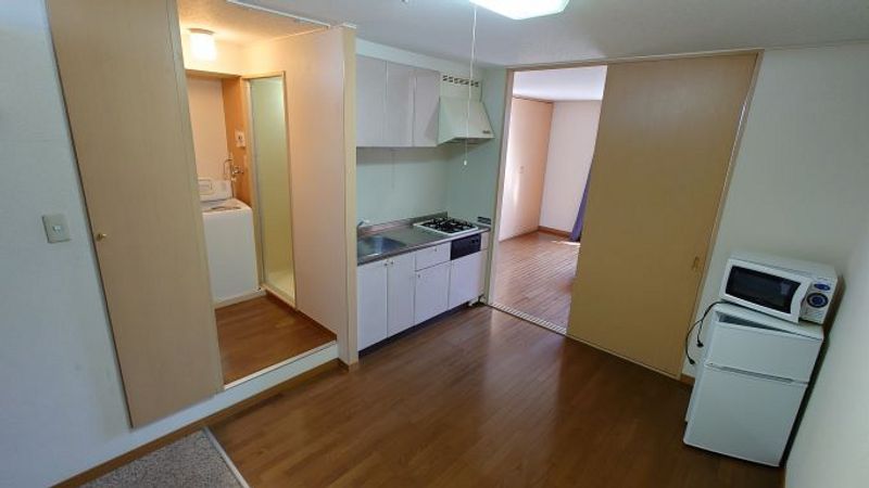 レオパレスクボタ 居間
