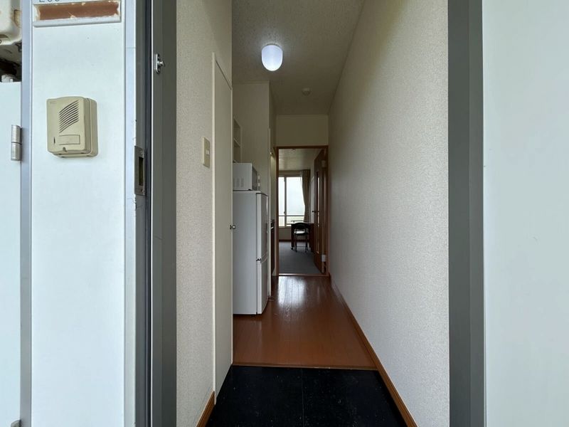 レオパレス広町 玄関