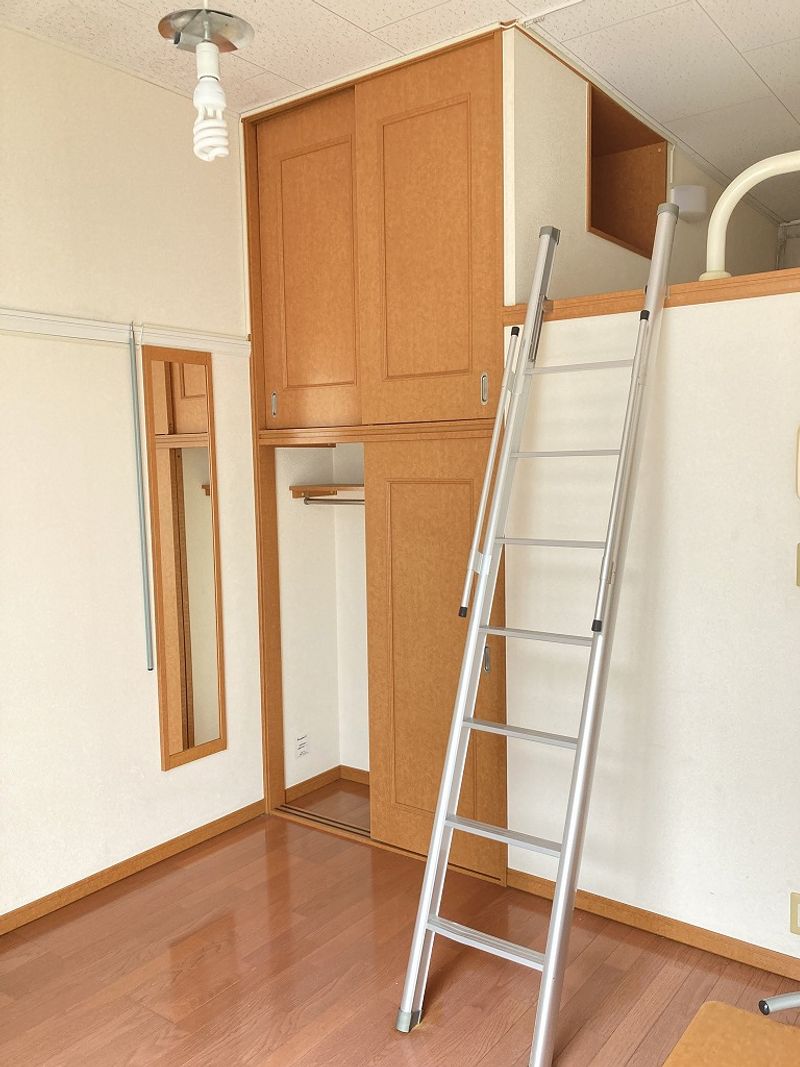 レオパレスＪＫ 寝室