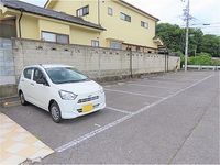 leopalace Shinano 停车场