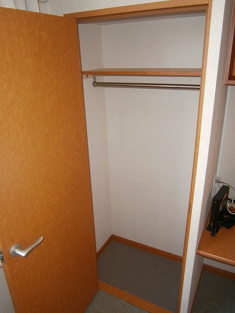 レオパレスＢＥＬＬ　ＮＩＣＥ 収納