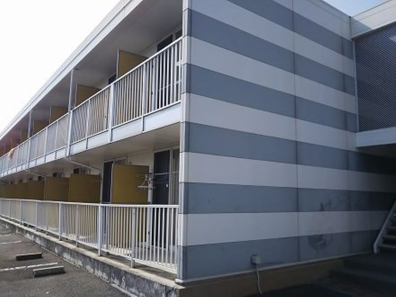 レオパレスみどり 外観