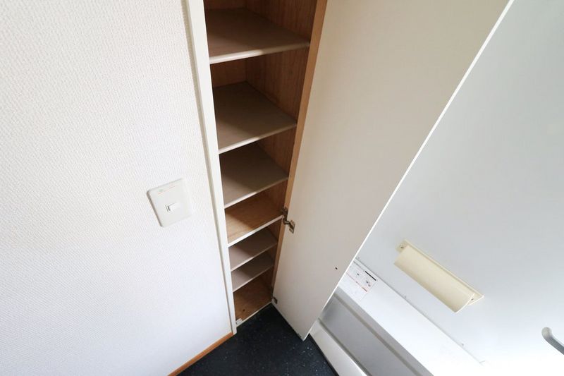 レオパレスＭＫ 玄関