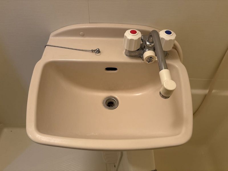 レオパレス三丁田 洗面台