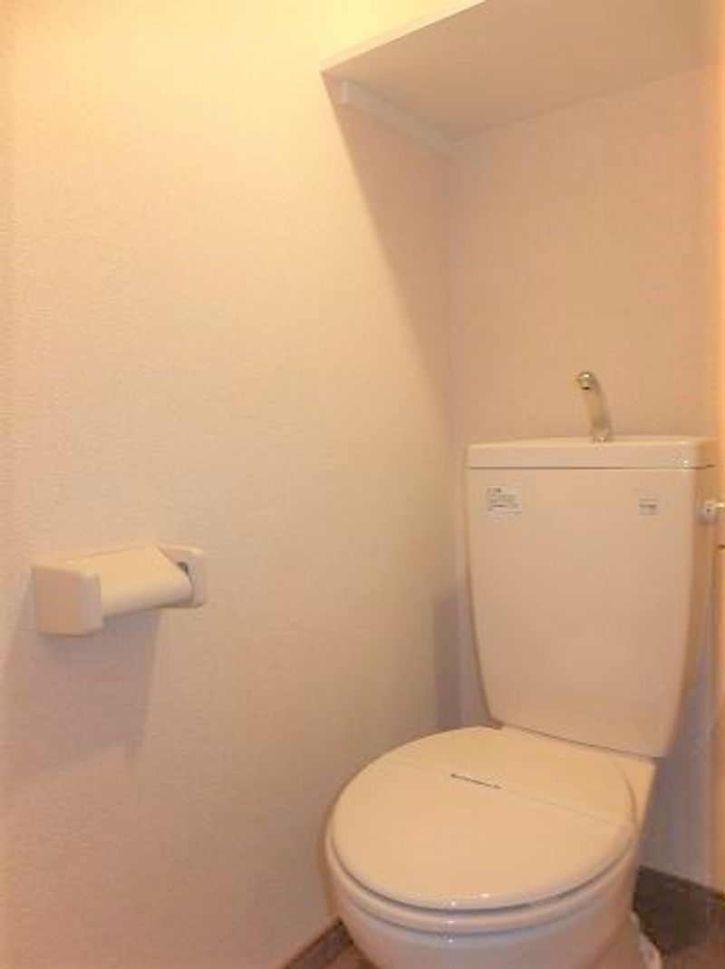 レオパレスシロヤシキ トイレ