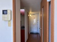 レオパレスサンパーク　３０番 玄関