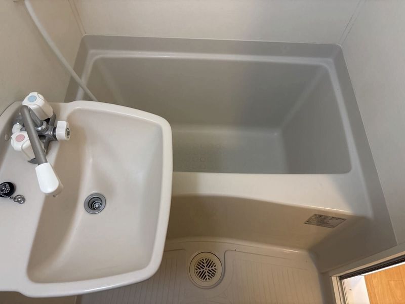 leopalace Kokage Bathroom