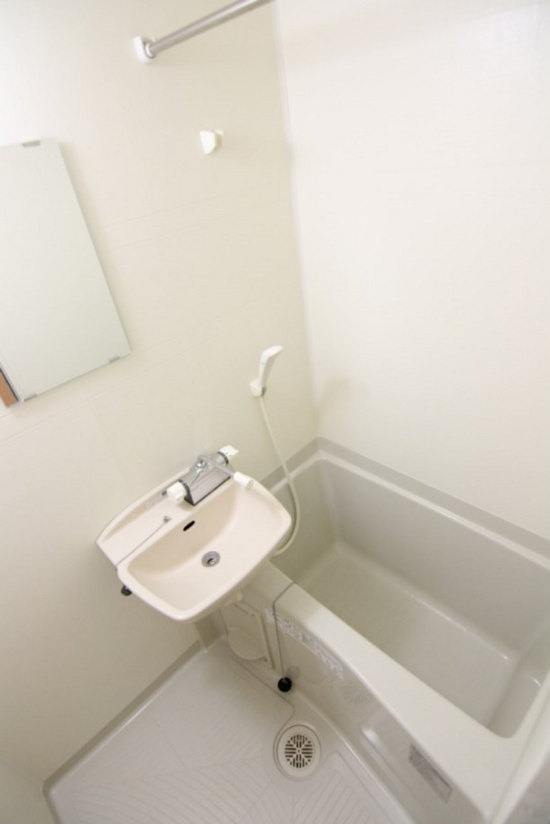 leopalace Merci Bathroom