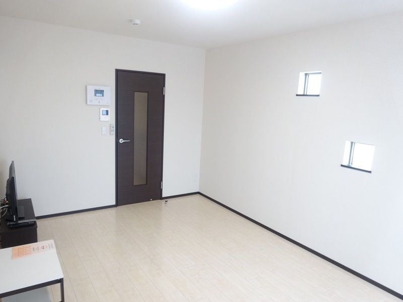 CLEINO Taiyo Living room