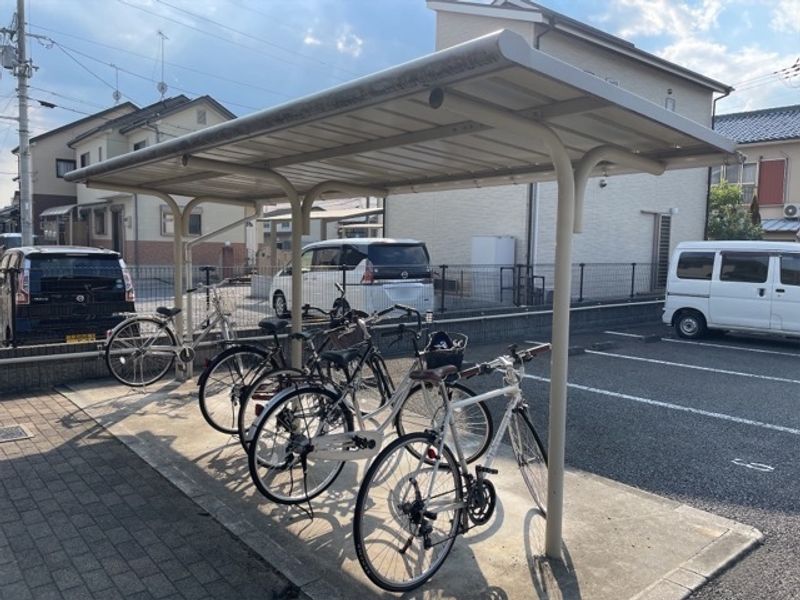 レオパレスビハク 共用部分