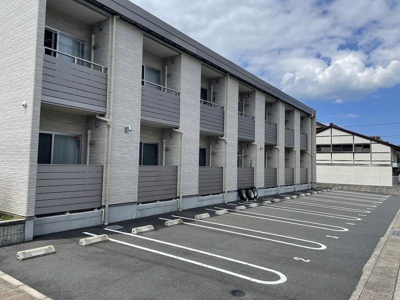 クレイノイーストコート西村 駐車場