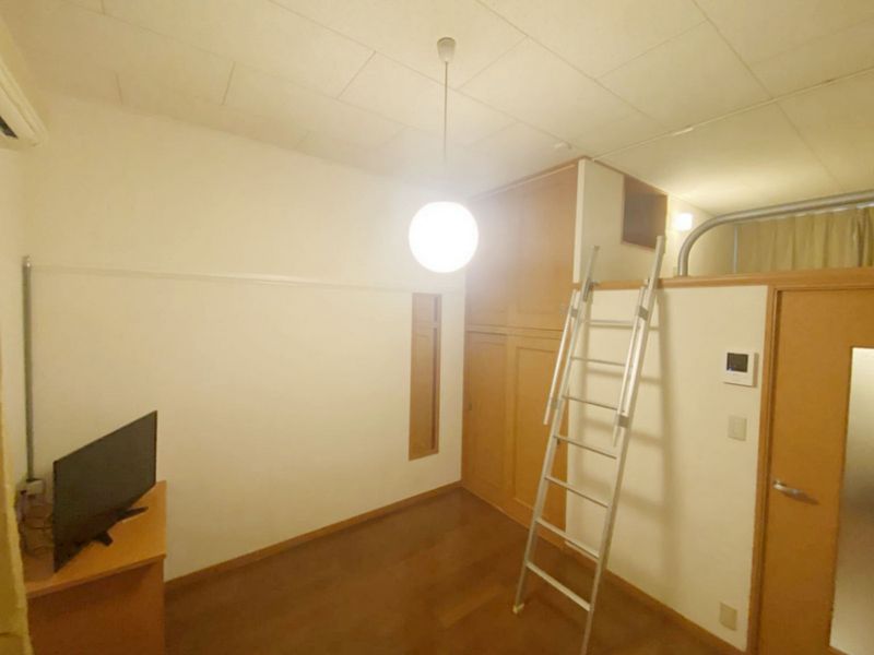 レオパレスＣａｌｍ 居間