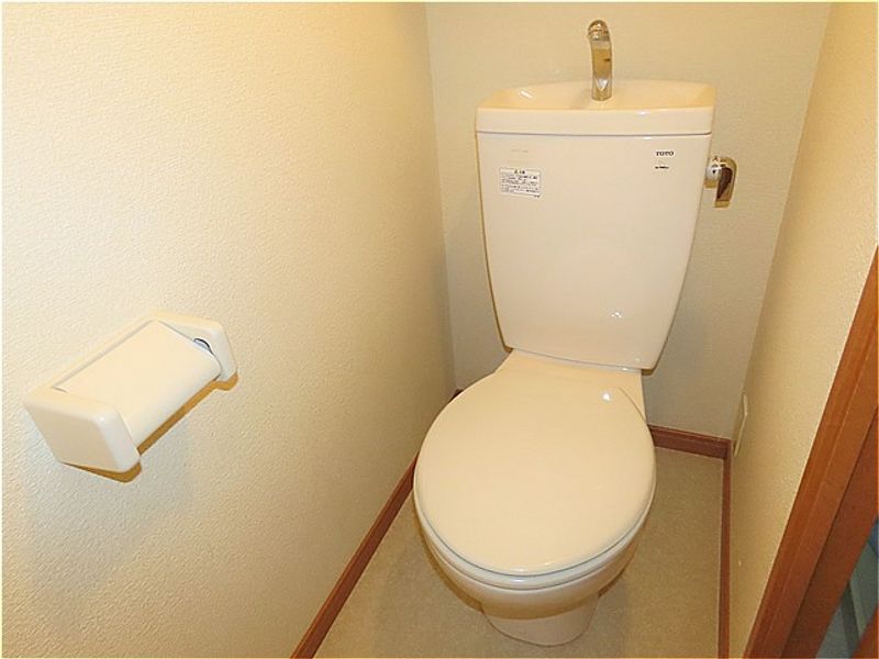 レオパレスエストレージャ２１ トイレ
