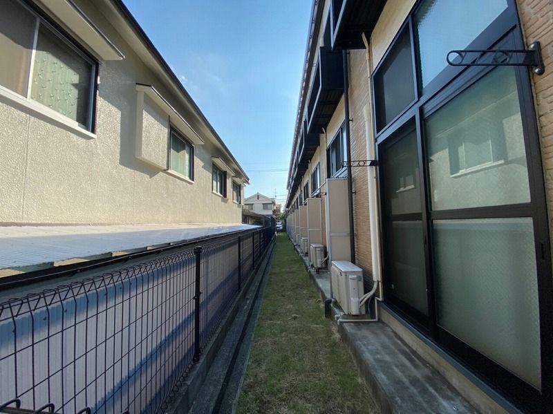 レオパレスステュディオ箕面Ⅰ バルコニー