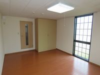 レオパレスクレール 寝室