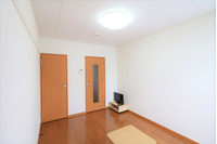 レオパレス吉祥院 居間