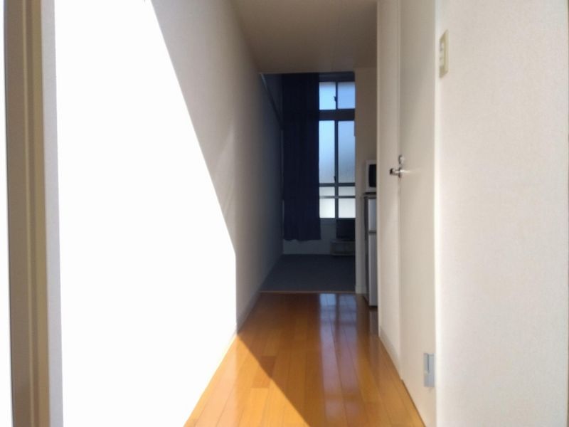 レオパレス川島 玄関