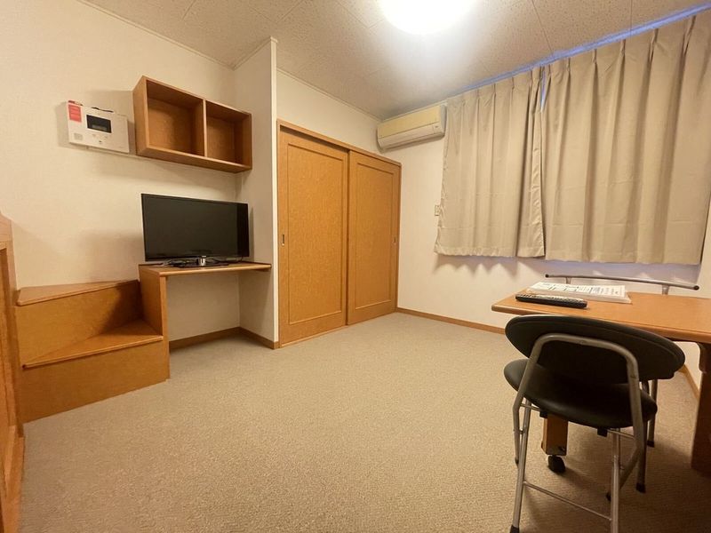 レオパレスＩＢＵＫＩ 居間