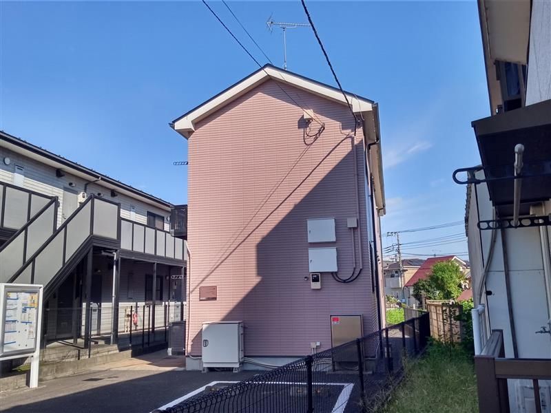 レオパレスカサベルテ 外観