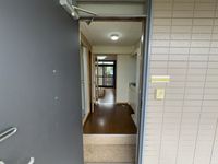 レオパレスハーモニー 玄関