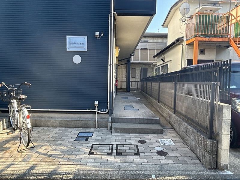 レオパレス宮前 エントランス
