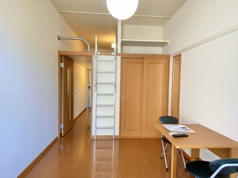 leopalace Ozono Living room