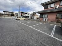 レオパレスパレスマンションⅤ 駐車場