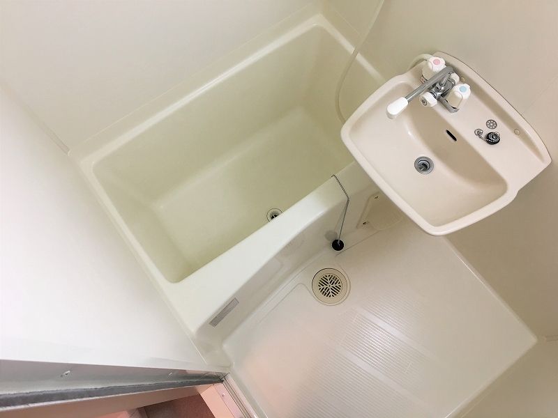 レオパレスクワトロ 風呂