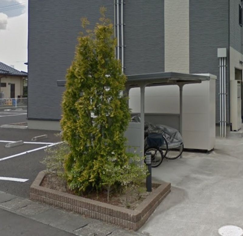 レオパレス幸町 庭